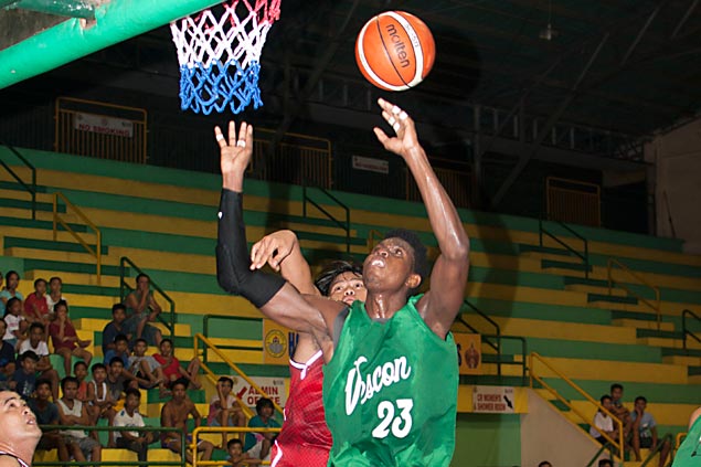 Vescon Construction holds off LM Paragsa to stay unbeaten in Cebu Mayor's Cup