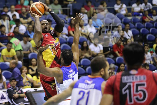 Charles Rhodes scores less but makes bigger impact with defense on Josh Smith
