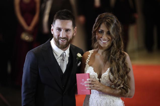 Lionel Messi weds childhood sweetheart Antonella Roccuzzo in Argentina hometown