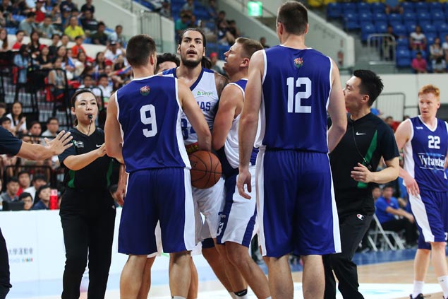 Christian Standhardinger says Iraq incident will only make relationship with Chot Reyes stronger