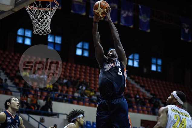 Bolts overcome slow start to beat Painters and spoil James Yap’s milestone night