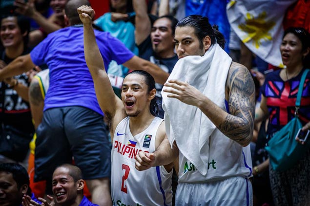 Standhardinger a game time decision for Gilas vs Qatar owing to severe stiff neck, shoulder