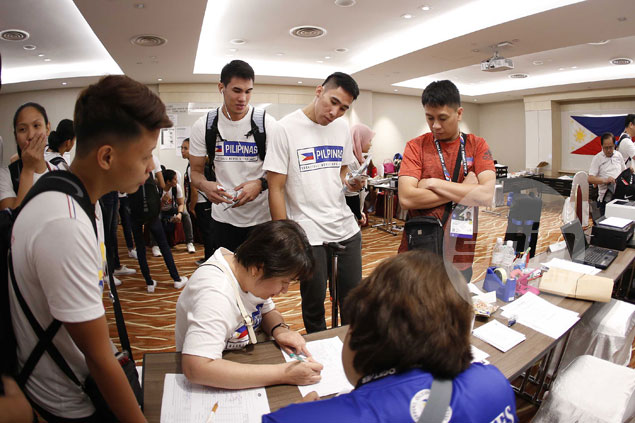 Gilas filing request to replace Carl Bryan Cruz with Mac Belo in SEA Games lineup