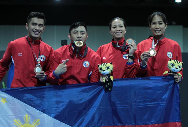 Gold medalist Brennan Wayne Louie believes SEAG medal haul a springboard for PH fencing's rise