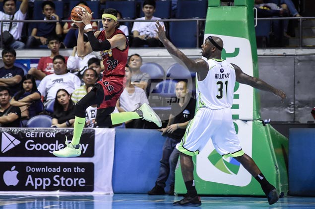 Arwind Santos glad to fill huge void left by hurting June Mar Fajardo