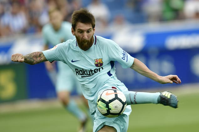 Lionel Messi scores 350th goal in La Liga as Barcelona downs Alaves