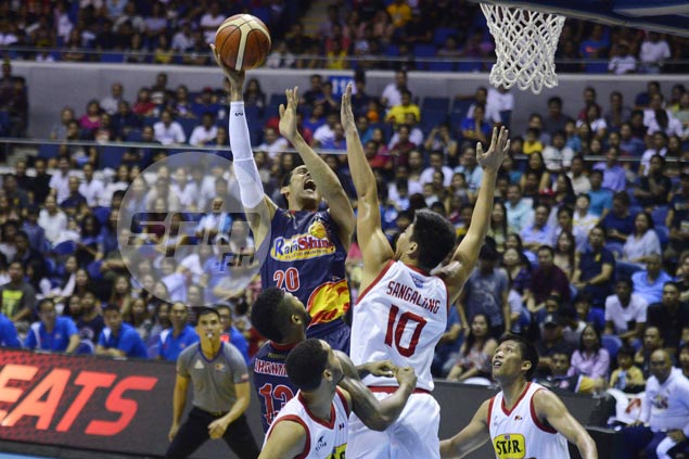 Rain or Shine gains boost from Gilas standouts, sends Star crashing back to earth