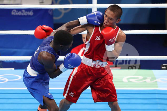 Rogen Ladon upset by Kazakh foe as Daniel Maamo left to carry fight for PH in AIBA world meet