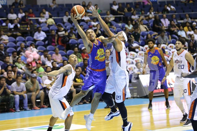 Jayson Castro, Glen Rice Jr. conspire as TNT KaTropa get back on track with win over Meralco