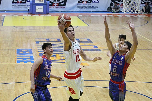 Lions repeat over Chiefs to stretch streak to 12 and clinch twice-to-beat advantage in semis