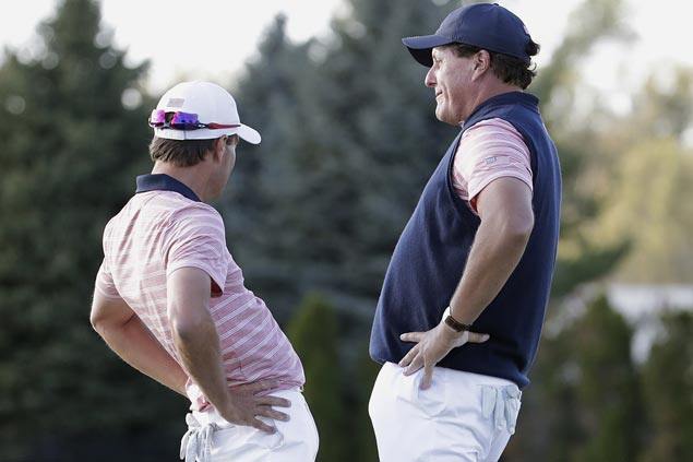 Lefty posts 24th match win to tie Tiger’s record as US moves six points ahead in Presidents Cup