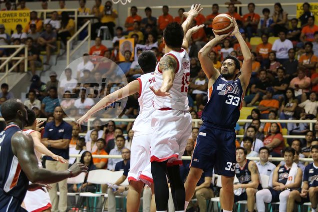 Meralco shoots down Star anew as surging Bolts close in on return trip to finals