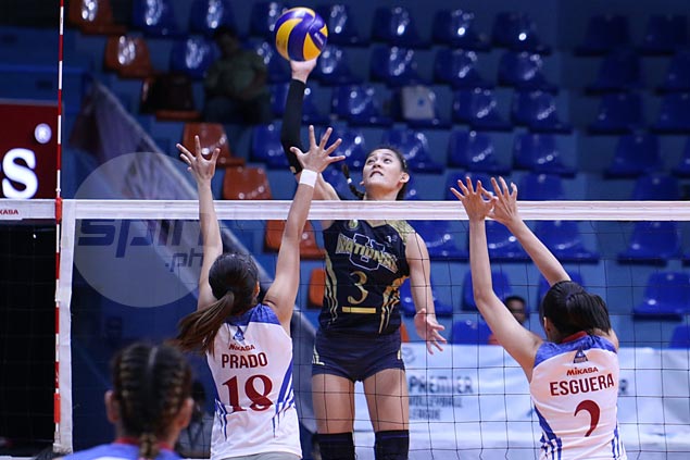Lady Bulldogs one win away from returning to finals after straight-sets victory over Lady Chiefs