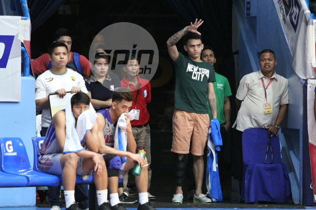 Heroes aplenty for Arellano Chiefs after top gun Kent Salado goes down with injury