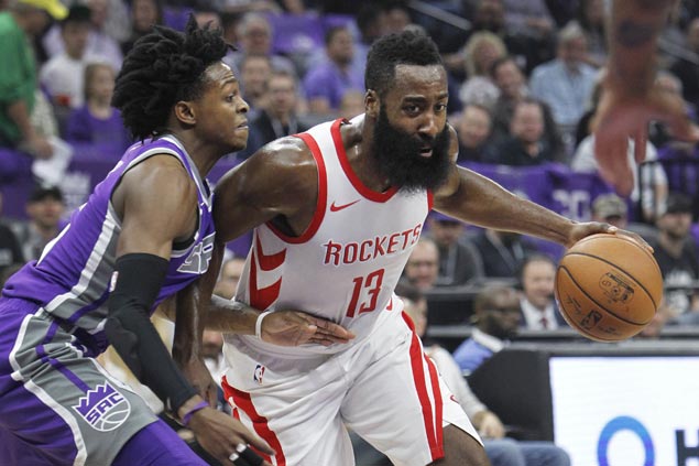 Rockets sit ailing Chris Paul, hold off Kings to make it back-to-back road wins to start season