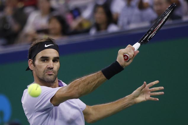 Roger Federer shakes off sluggish start to beat Adrian Mannarino and gain Swiss Indoors semis