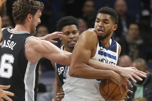 Double-double celebration for birthday boy KAT as Wolves end 12-game losing run vs Spurs