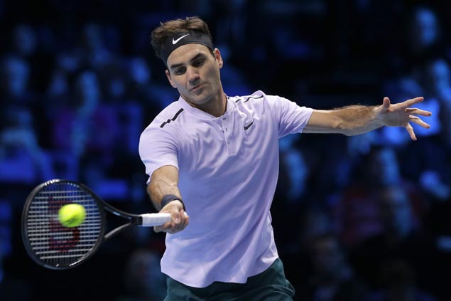 Jack Sock turns back Alexander Zverev to join Roger Federer in semifinals at ATP Finals