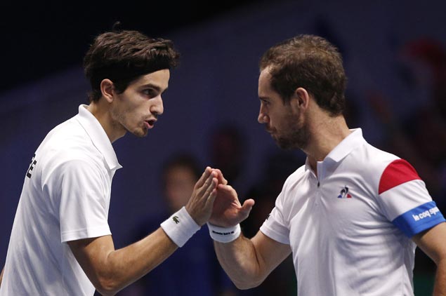 Yannick Noah gamble pays off as France wins doubles take lead in over Belgium in Davis Cup final