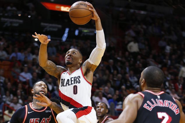 Damian Lillard recovers from poor start as Blazers rally from 16 down to beat Heat