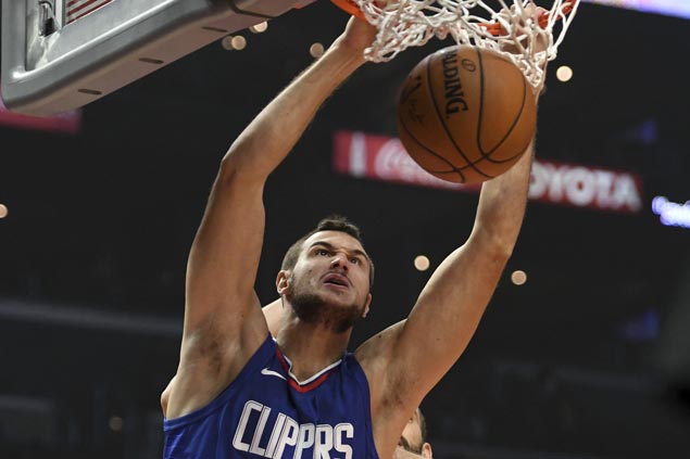 Woes pile up for injury-riddled Clippers as forward Danilo Gallinari out until January with torn glute muscle