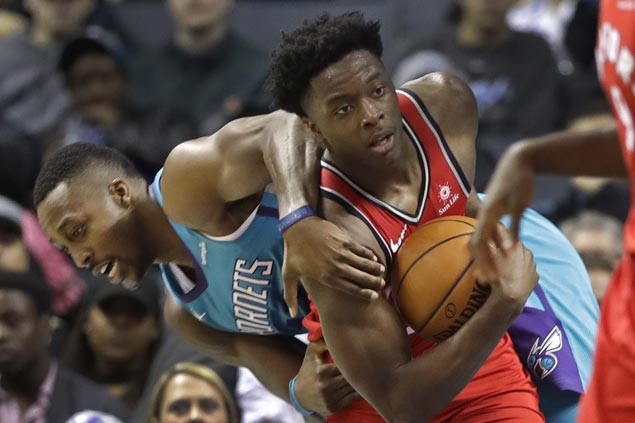 Raptors use 41-point second quarter to take control, cruise to victory over Hornets