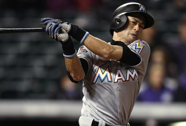 Ichiro Suzuki not giving up in bid to remain in Major League