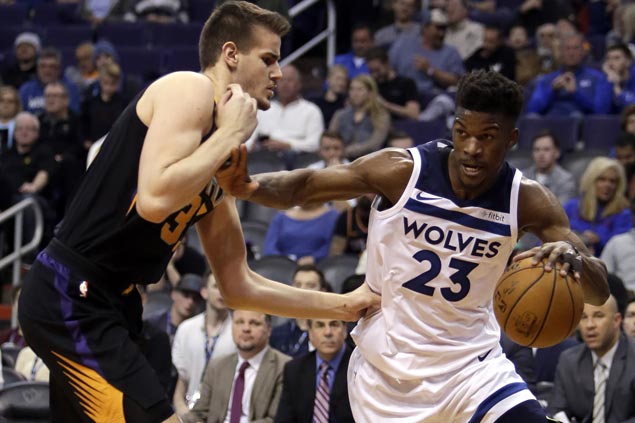 Jimmy Butler scores 32, five over Wolves finish in double figures in big win over Suns