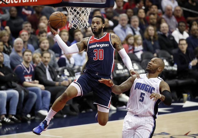 Mike Scott shines as Wizards send Magic to eighth straight loss