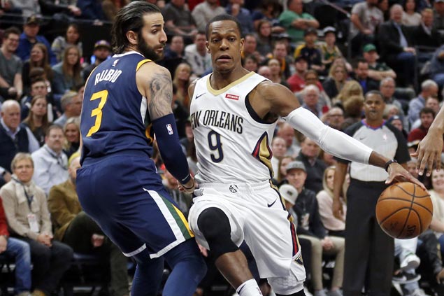 Pelicans hit 14 triples to beat Jazz and arrest two-game slide