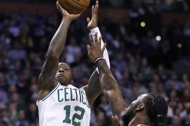 Terry Rozier steals spotlight in LeBron-Irving faceoff, power Celtics to victory over Cavaliers
