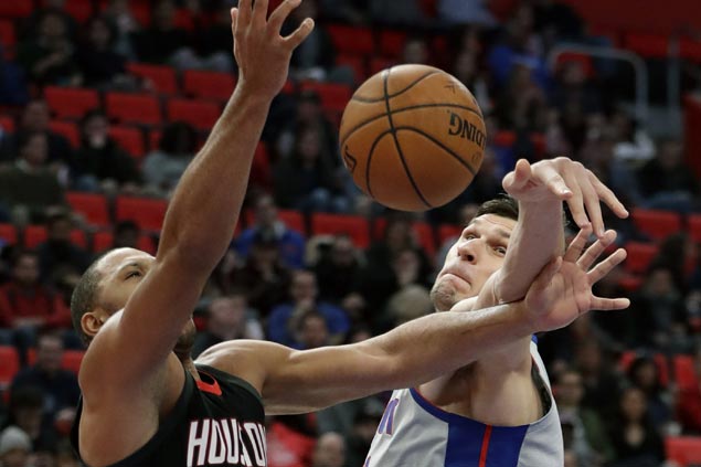 Pistons hold off Harden-less Rockets to post another win against leading NBA teams