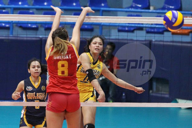 Shola Alvarez takes charge as JRU overcomes shorthanded SSC in five sets