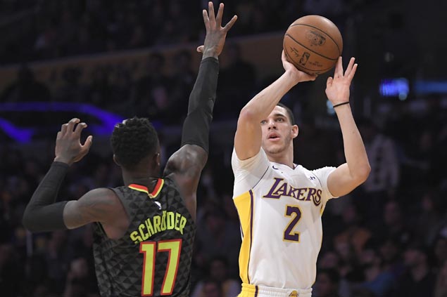 Lakers regain shooting touch, defensive teeth in romp over Hawks to snap nine-game slump