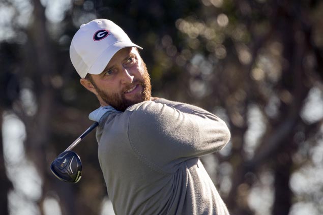 Chris Kirk finishes strong to take lead as Jordan Spieth takes late tumble at Sony Open