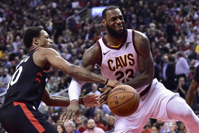LeBron James struggling for answers behind 'tore up' Cavs' string of embarrassing losses