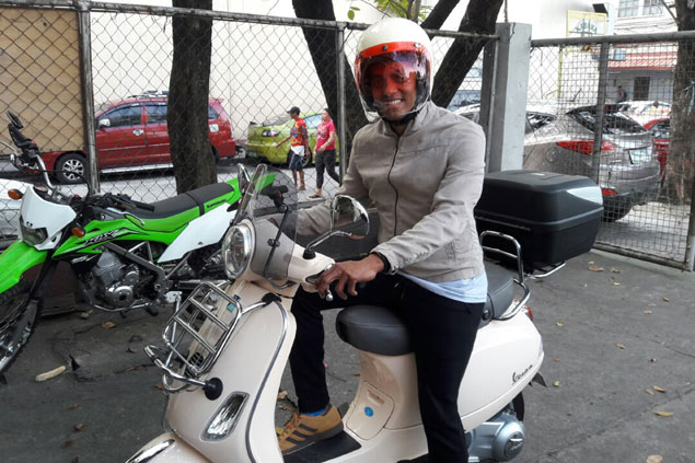 Topex Robinson's switch from car to Vespa allows him to shuffle quicker between coaching gigs