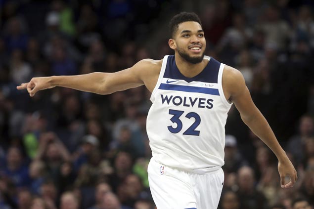 KAT falls just short of a triple double as Wolves rally to beat Knicks and stretch streak to four
