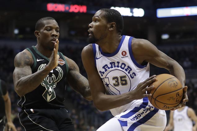 Kevin Durant takes over in late fourth quarter run to put away Bucks as Warriors get back on track