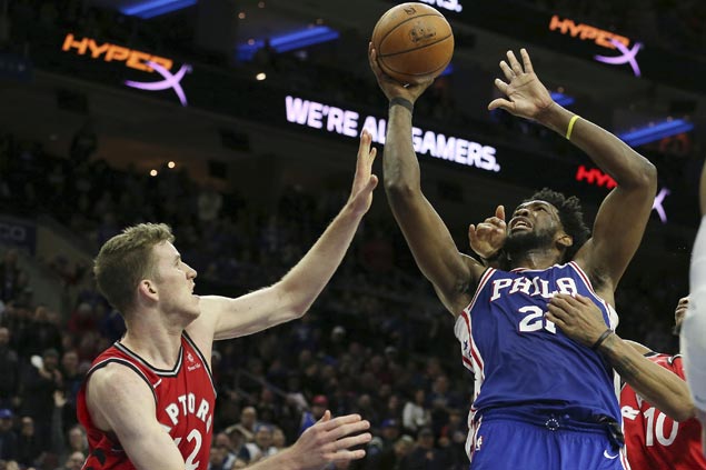 Sixers prevent endgame collapse this time, hold on to beat Raptors