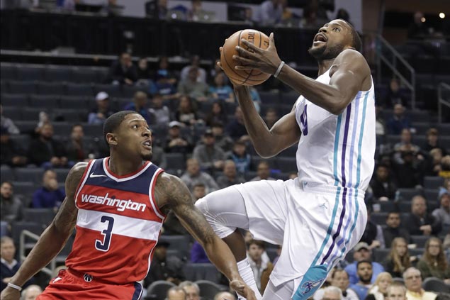 Hornets set franchise record 77 first half points and cruise to victory over Wizards