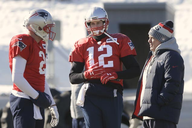 Tom Brady skips practice with hand injury as speculations abound on Patriots star's health
