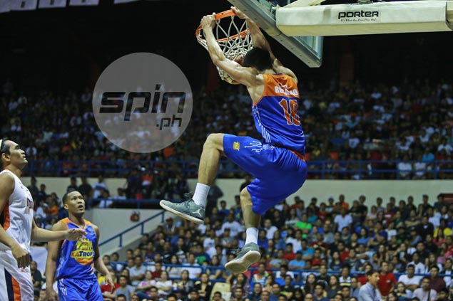 Troy Rosario on fire as TNT KaTropa heaps more misery on shorthanded Meralco