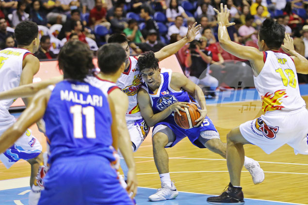 Kiefer Ravena worried about NLEX free fall: 'Palalim ng palalim ang hukay'