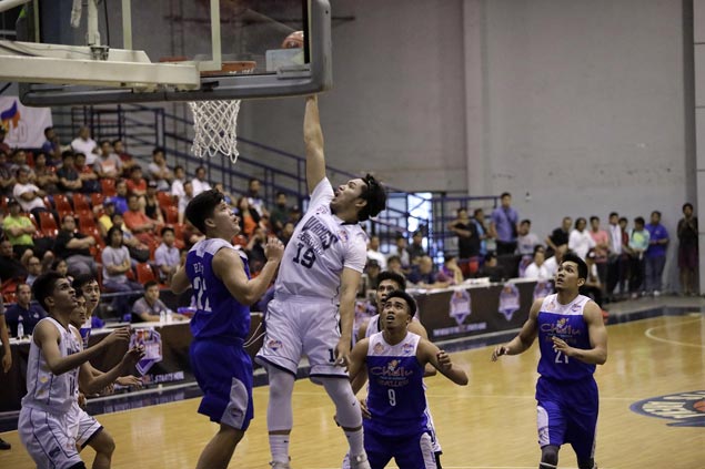 Couriers rally from 19 points down to beat Revellers for second straight win