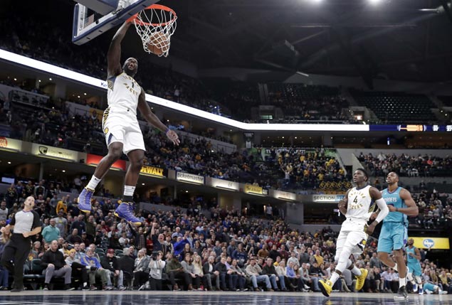 Pacers pull away late to beat Hornets for second straight win