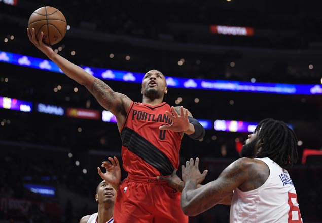 Blazers extend win run to three as Clippers struggle in first game without Blake Griffin