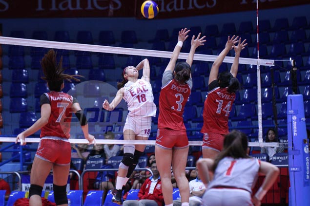 Ladeisheen Magbanua shows way as EAC overcomes Lyceum in five sets