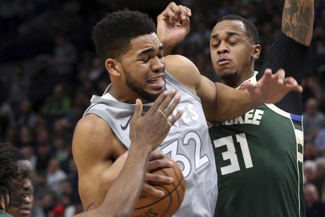 KAT registers NBA-best 46th double-double as Wolves down Bucks
