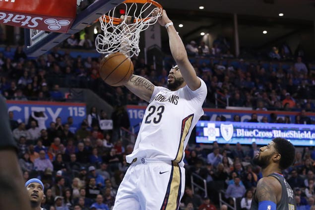 Anthony Davis scores 43 as Pelicans down Thunder to halt two-game slide